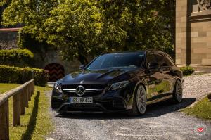 2019 Mercedes-AMG E63 S Estate on Vossen Wheels (HF-3)